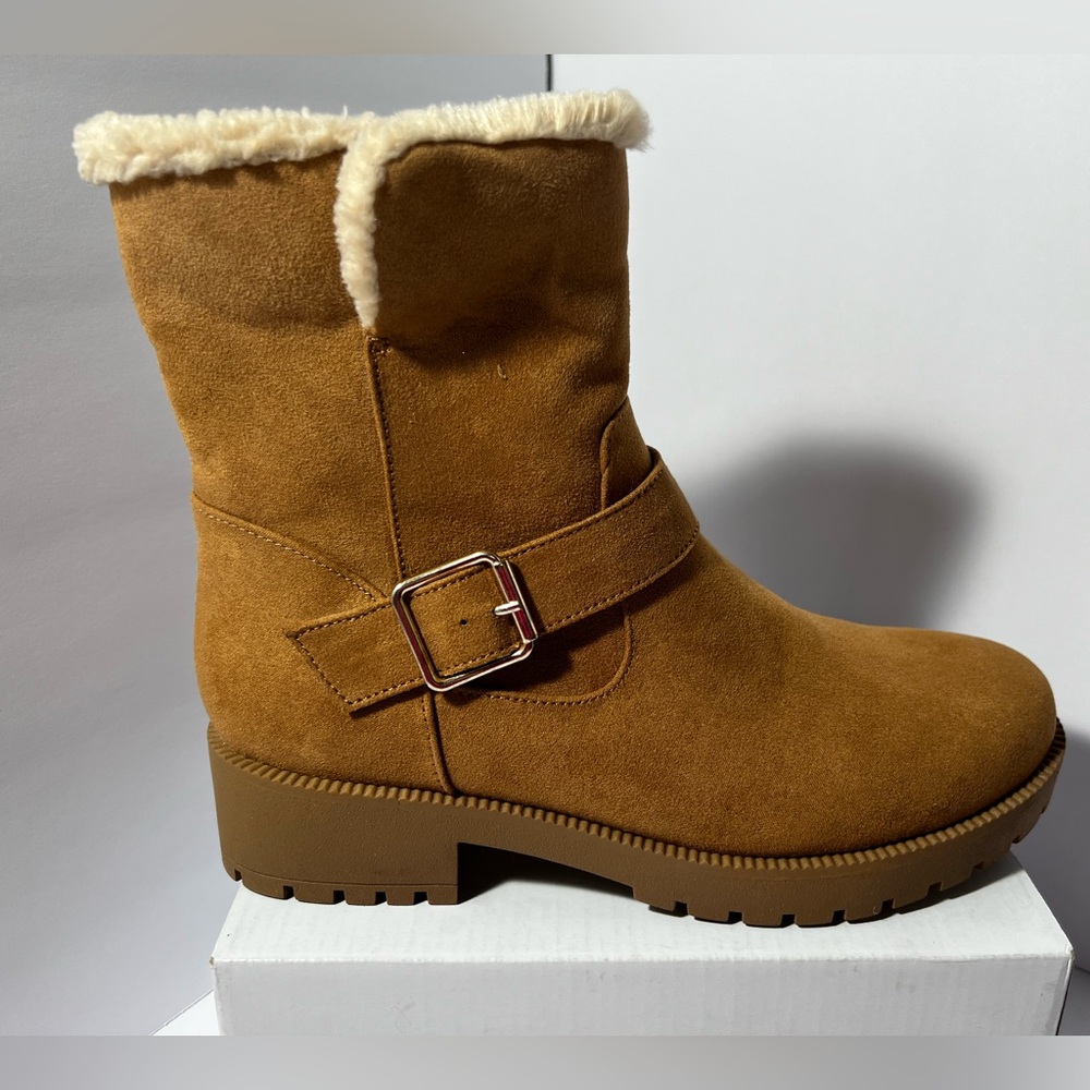 Style & Con Women's Fleurr Belt Lug Booties tan chestnut size 7 side zip